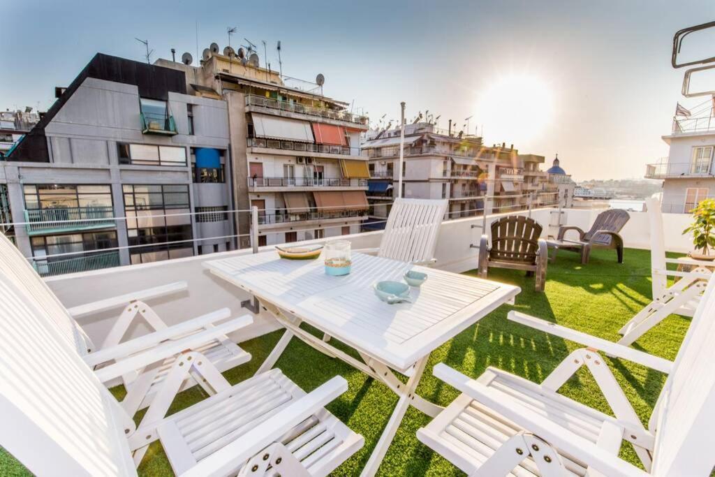 Neoclassical Apartment With 2 Bedrooms In Piraeus Pireu Exterior foto